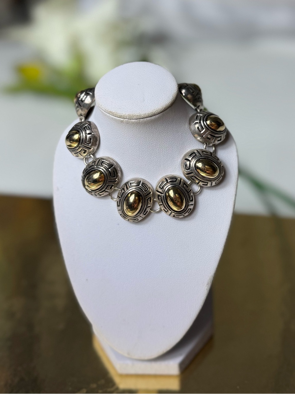 Two-Tone Oval Medallion Bracelet Gold & Silver